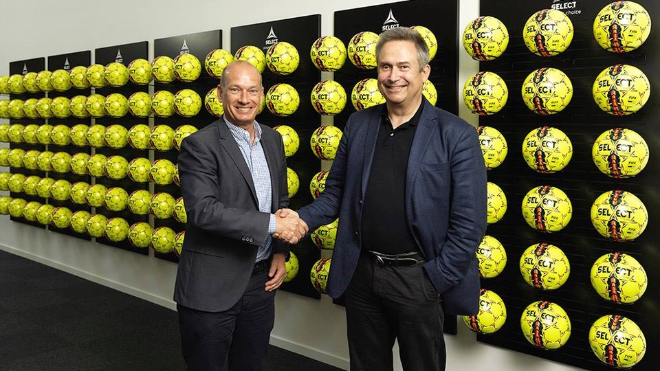 Select обрано офіційним м'ячем шведських футбольних топ-ліг